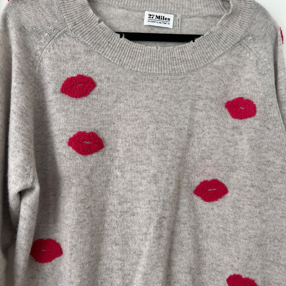 hot pink Lip Sweater - Picture 2 of 5